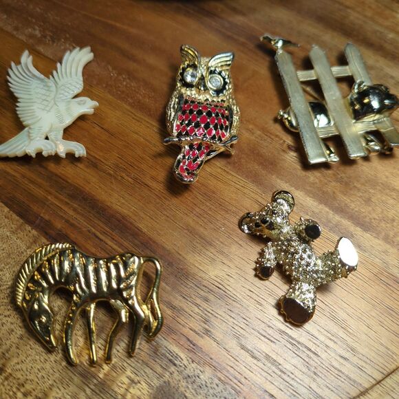 Vintage Jewelry - Brooch Bundle Of 5. Animals  brooches. Jewelry Lot‎